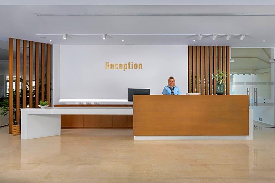 Hotel Niriides Beach