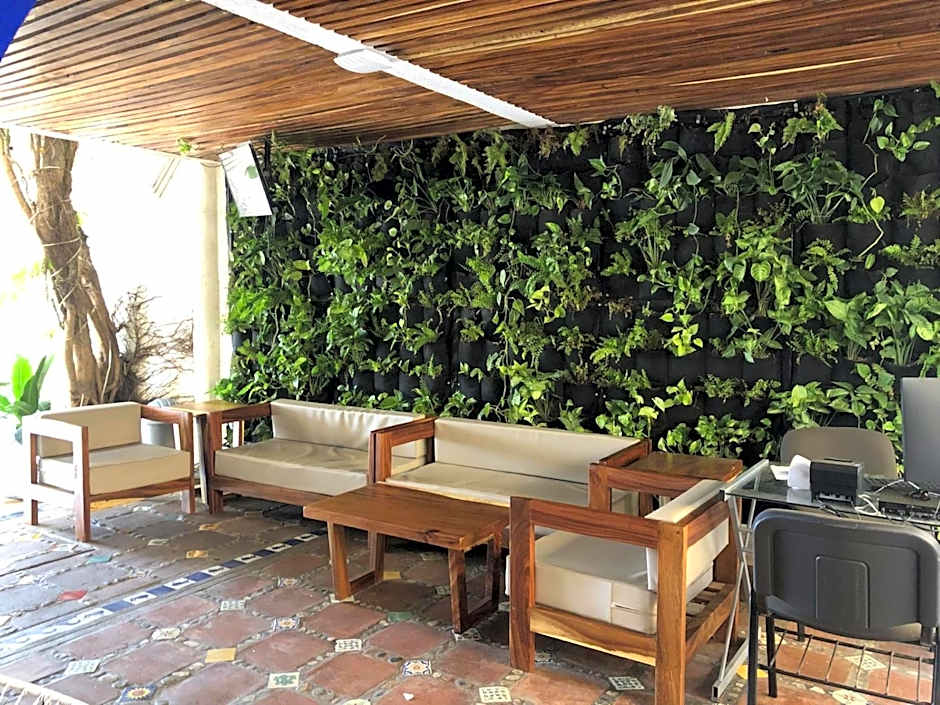 Pargos Hotel & Cowork