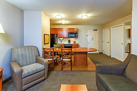 One-Bedroom Queen Suite with Sofa Bed