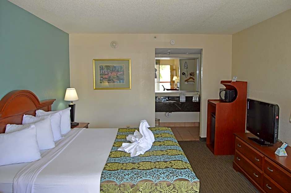Baymont by Wyndham Sarasota