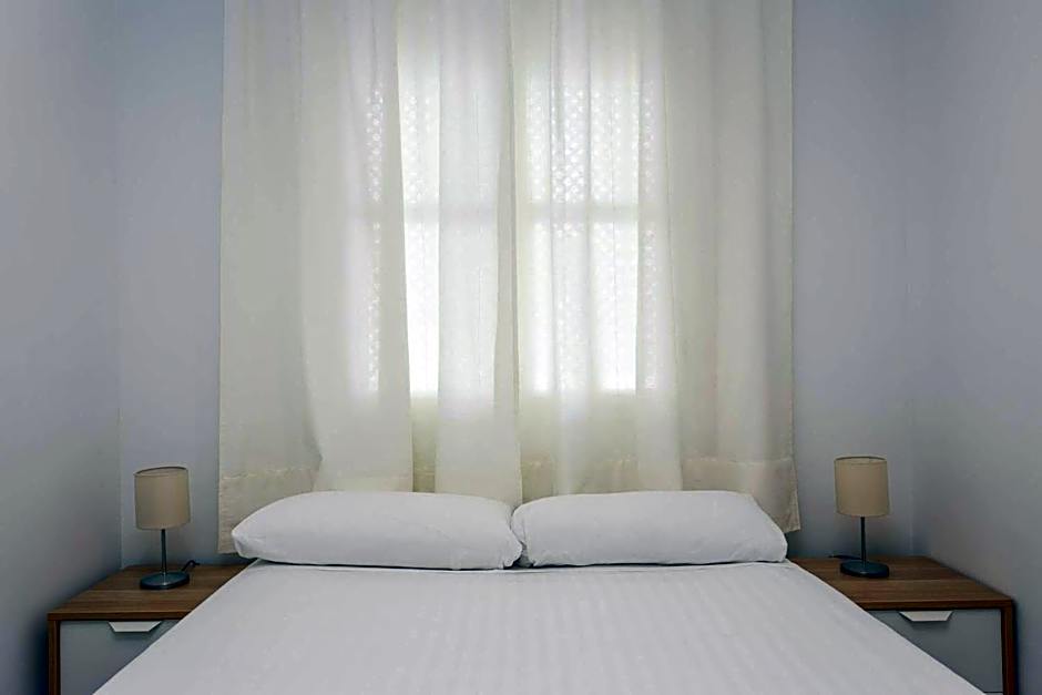 Apartamentos Los Cantaros