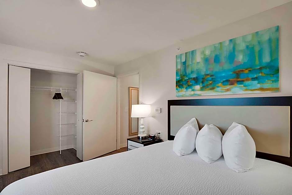WaterWalk Extended Stay by Wyndham Charlotte - Arrowood