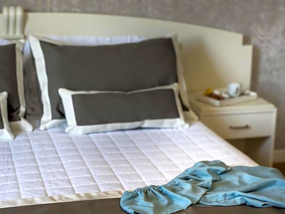 Novecento Suite Hotel