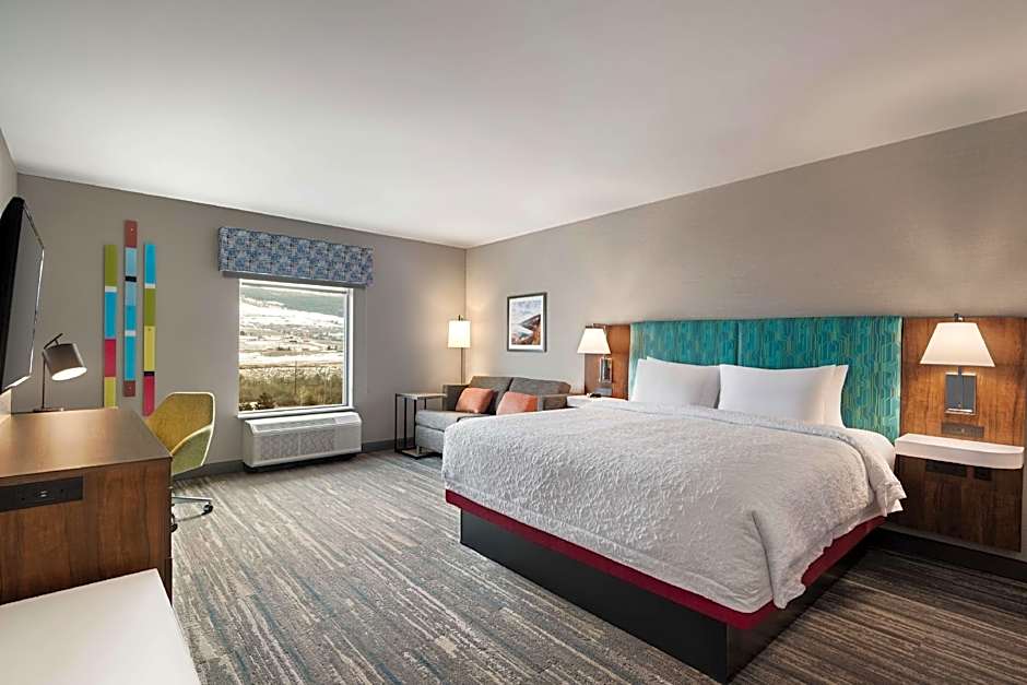 Hampton Inn & Suites by Hilton Kelowna Airport BC