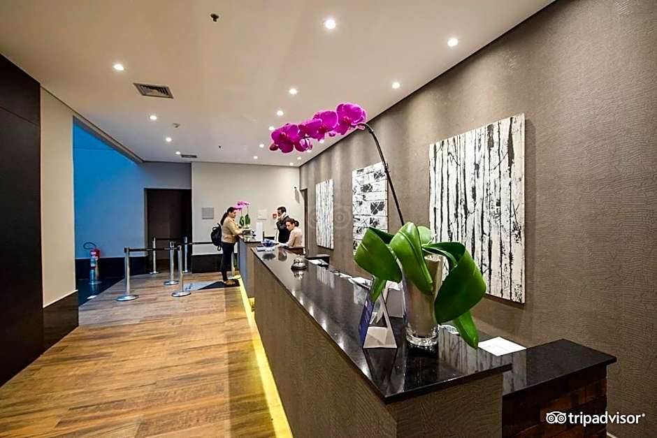 Hotel Internacional Ibirapuera 2534 proximo Metro