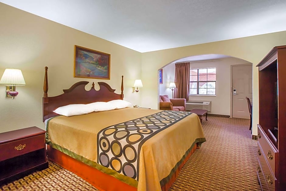 Super 8 by Wyndham Cabot