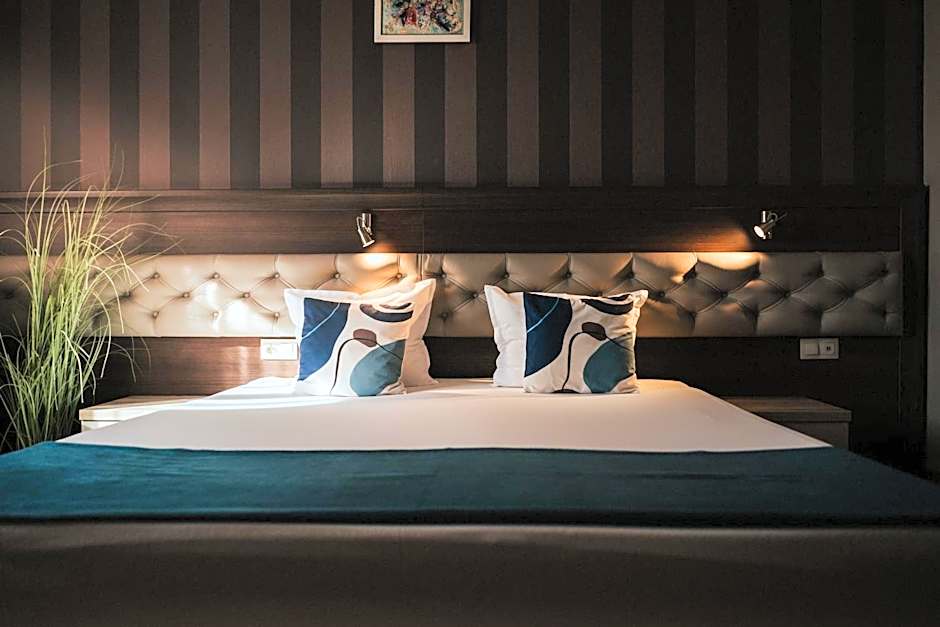 Business Hotel Plovdiv - Central Location