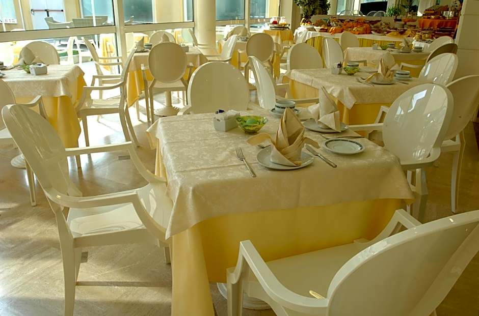 Hotel Luna Riccione e Aqua Spa Only Adults +12