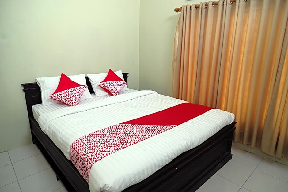OYO 752 Abz Guest House Syariah