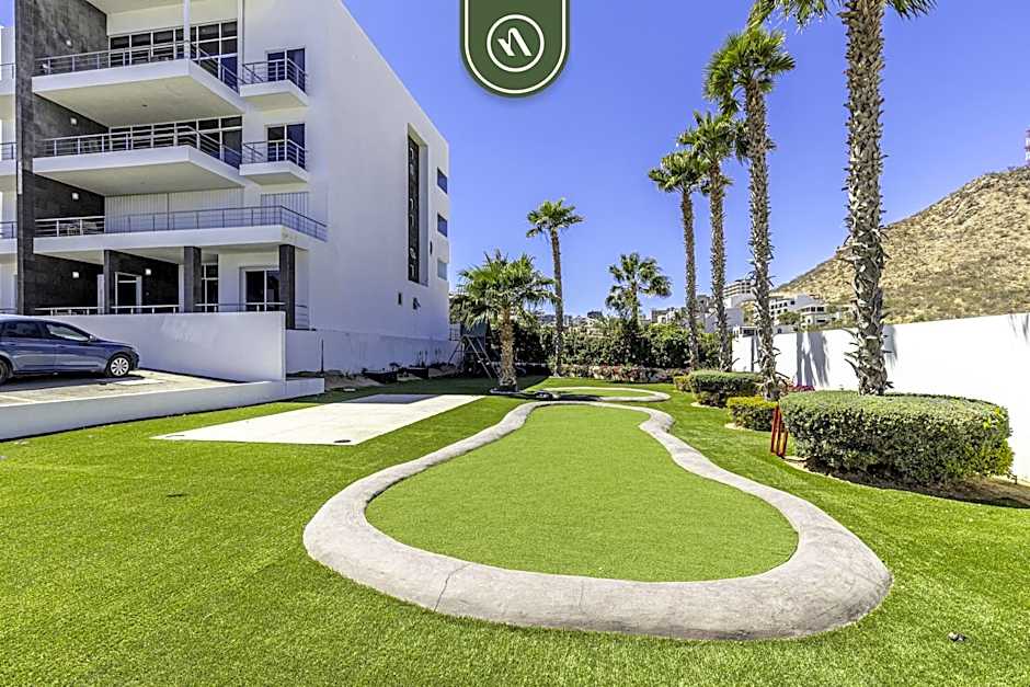 Brand New 3 BR Penthouse - Oceanview Rooftop Pool