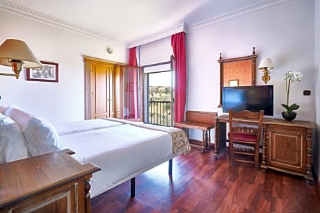 Double Room with Alhambra View