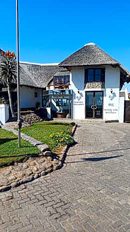 Iris Boutique Hotel and Restaurant 