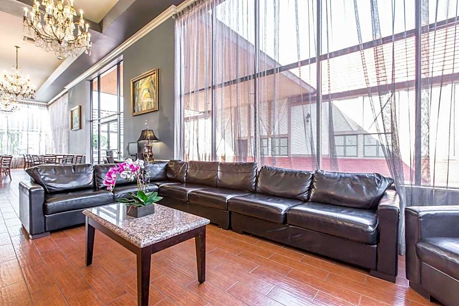 Quality Inn & Suites Bell Gardens-Los Angeles