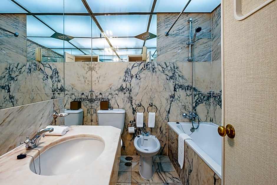 Hotel Lisboa Plaza - Lisbon Heritage Collection