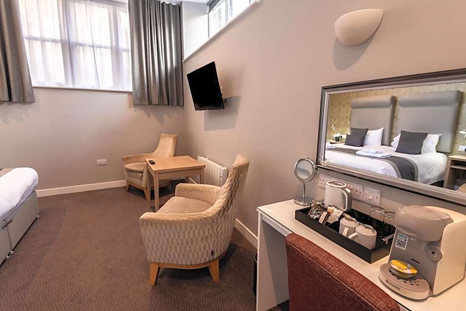 The Lamplighter Dining ~ Rooms