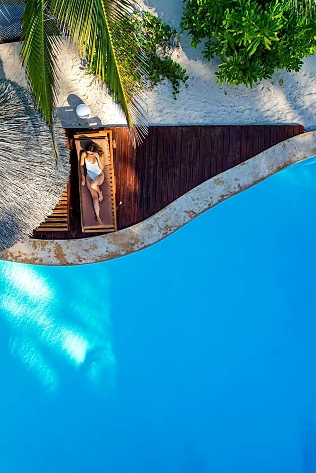 Clove Island Villas & Spa