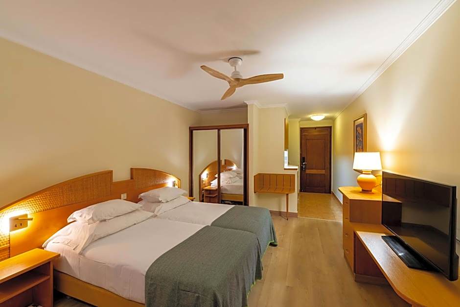 Pestana Ocean Bay Resort