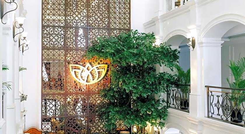 MAHALAYA The Legacy Hotel