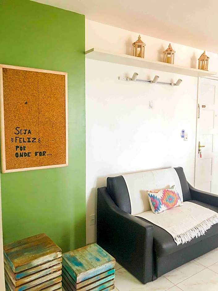 CT-82: Apto com vista espetacular para o mar