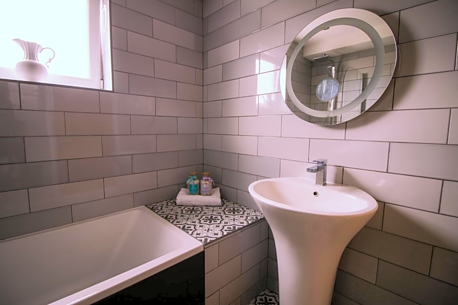 Haven House Rooms, Barry