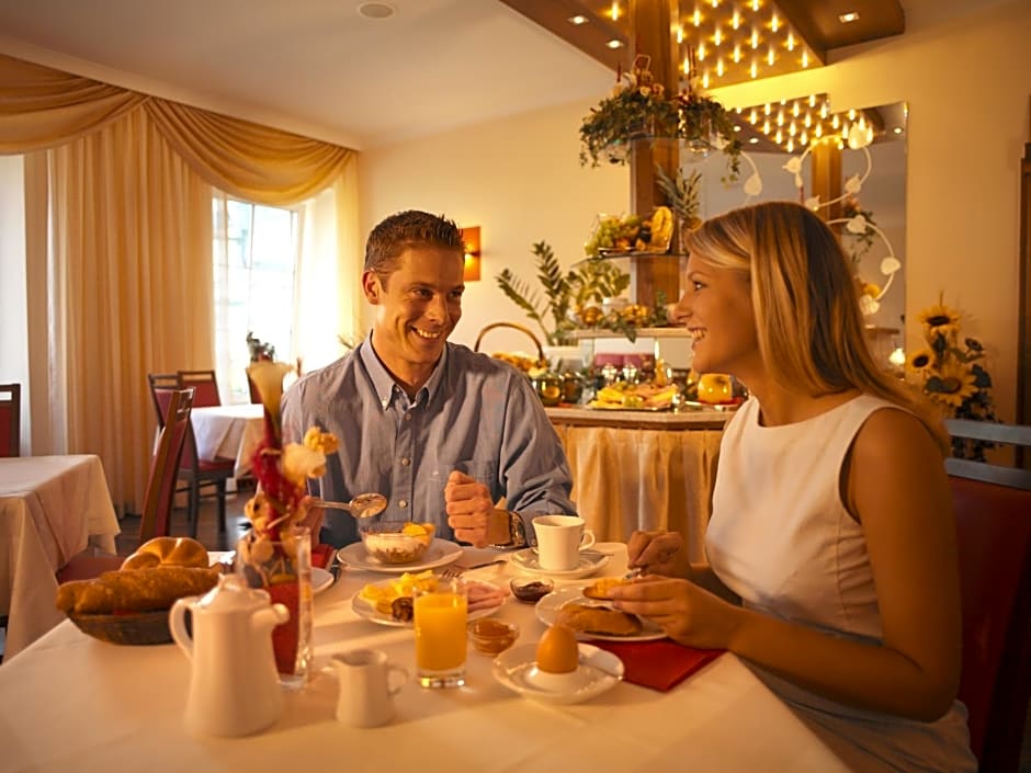 Hotel Goldener Brunnen