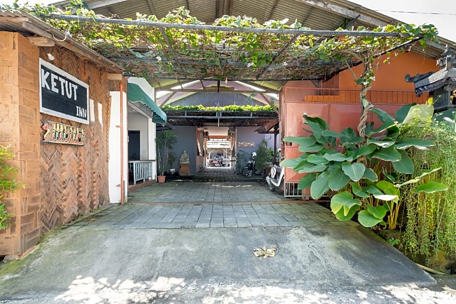 OYO 3775 Ketut Inn