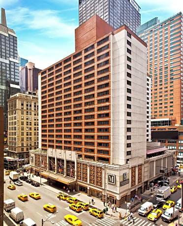1 King Presidential Suite Manhattan Floor