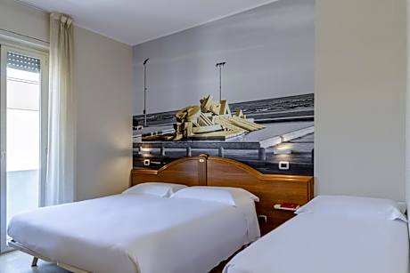 Triple Room with Terrace