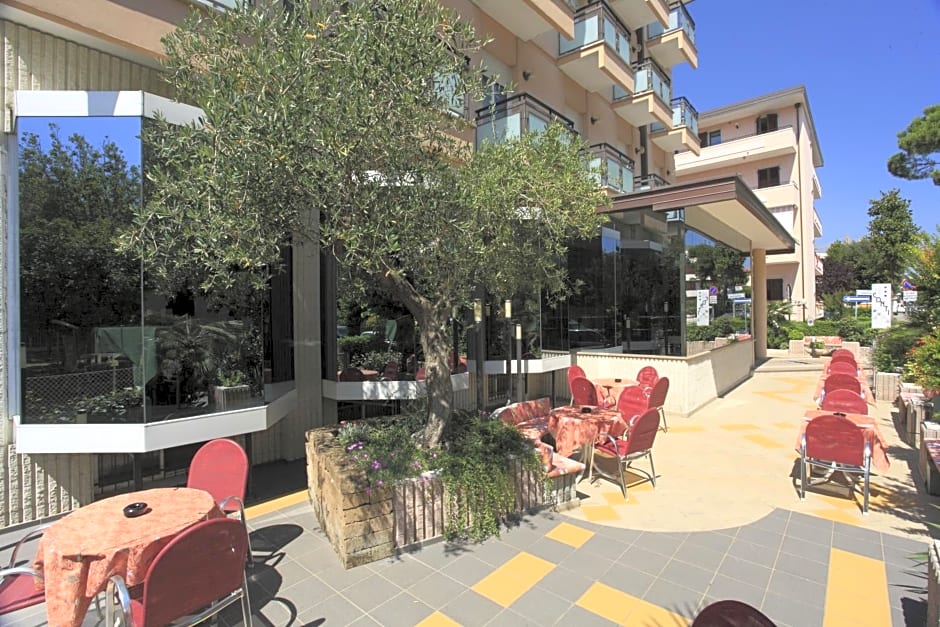 Hotel Conti