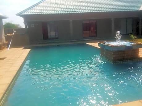 Royal Olympia Lodges and Safaris