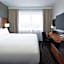 DoubleTree By Hilton Montreal Airport