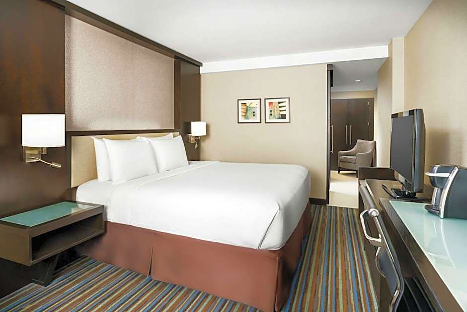 Courtyard by Marriott New York Manhattan/Times Square