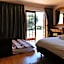 Mokoya Lodge