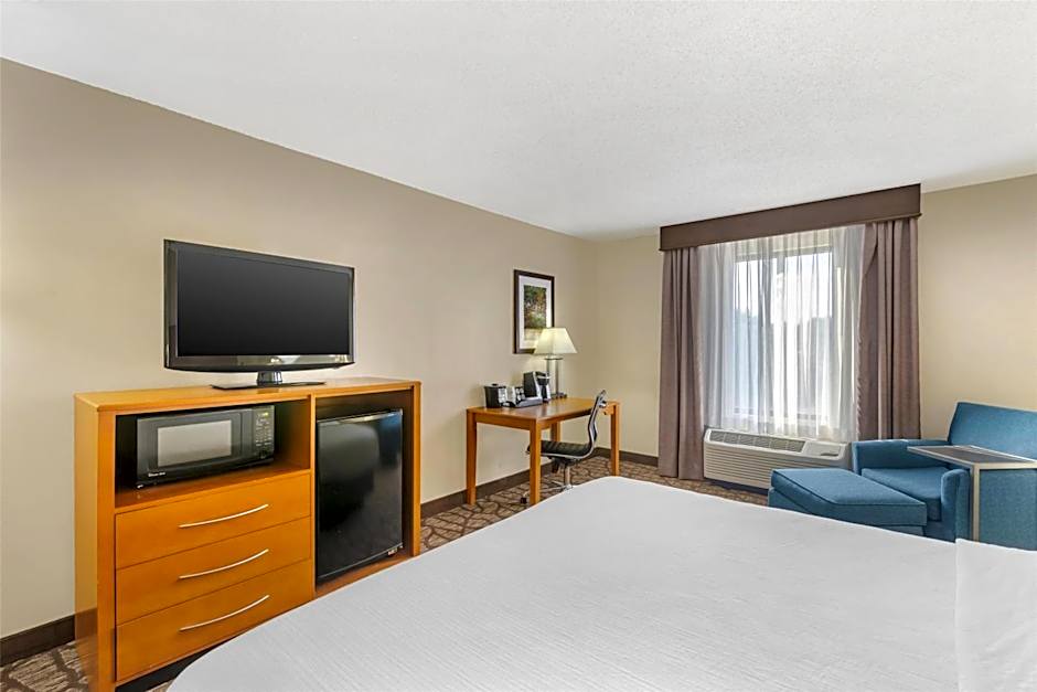 Best Western Plus Richmond Hill Inn
