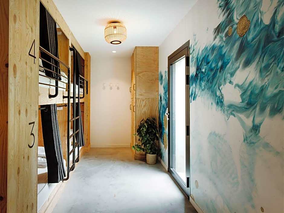 HEJMO Hostel