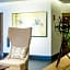 Square Small Luxury Hotel