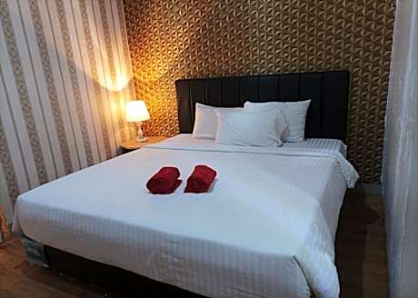 Robbani Edotel Liwa Syariah