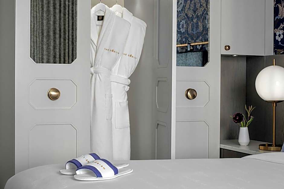 The Dorian, Autograph Collection