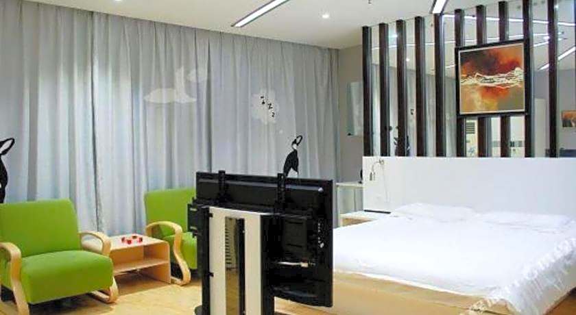 7 Days Inn Qinhuangdao Changjiang Road Chinese Medicine Hospital Branch