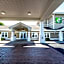 Holiday Inn Express Hotel & Suites Iron Mountain By IHG