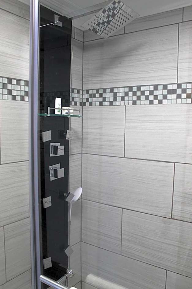 Travelodge by Wyndham Trois-Rivieres