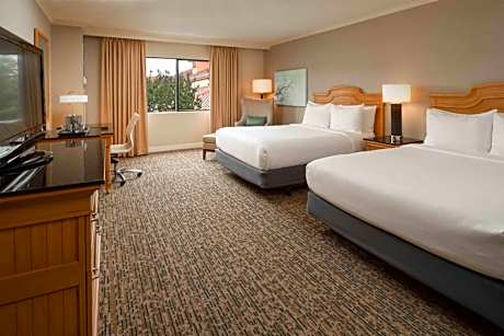 2 QUEEN BEDS COURTYRD VIEW