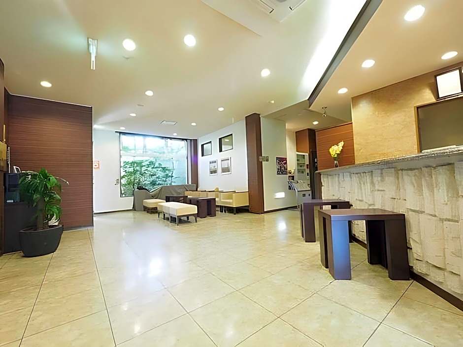 Hotel Route Inn Court Ina