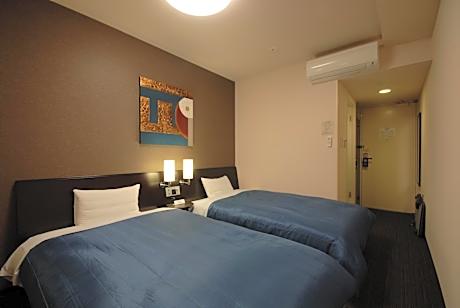 Comfort Twin Room with Nishikawa Air Mattress - Smoking