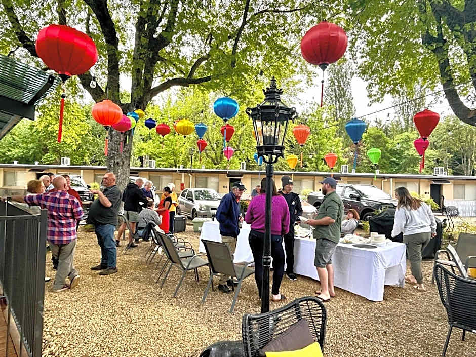 Adina Lodge Holiday Apartments