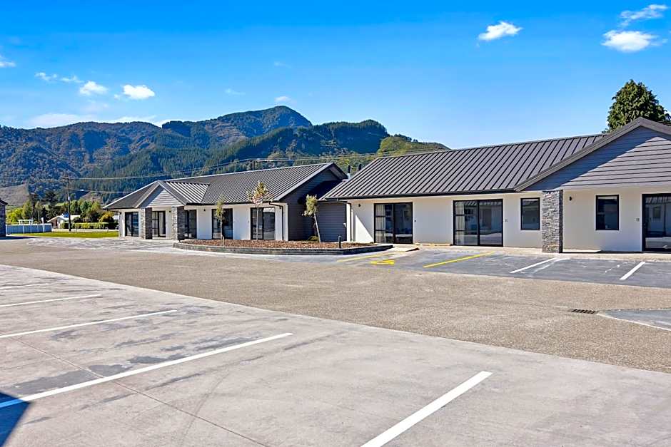 Grand Suites Murchison