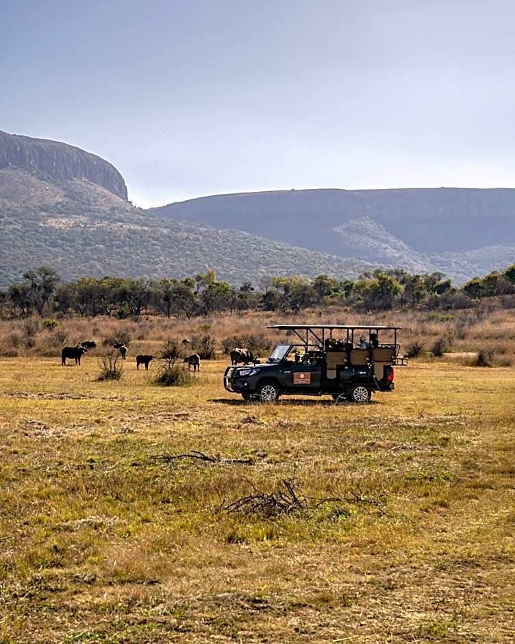 African Hills Safari Lodge & Spa
