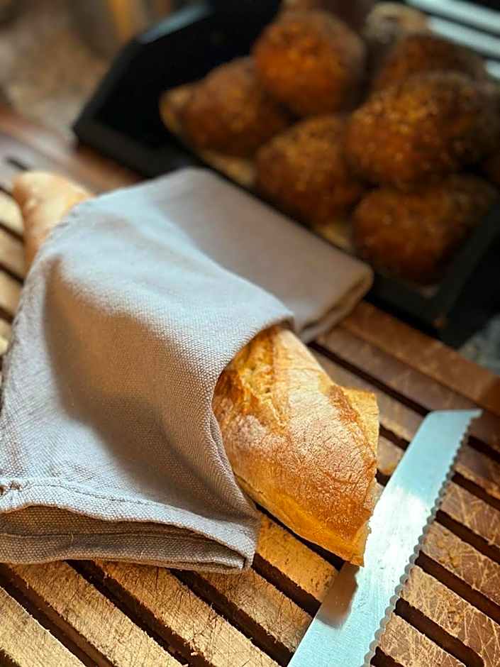 DAS WESEL - DEIN HOTEL AM RHEIN