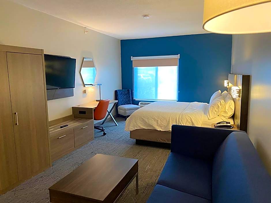 Holiday Inn Express Plymouth By IHG