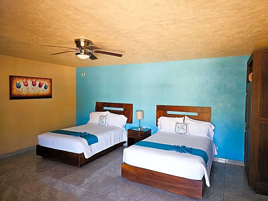 Pacific Inn hotel